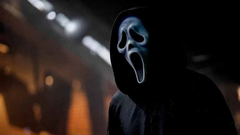 Box Office : « Scream 7 » fait peur à la franchise avec 7,8 millions de dollars en avant-premières