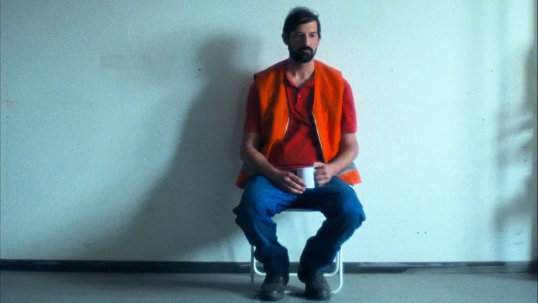 Critique de « Ma femme pleure » : la rupture d&rsquo;un couple est abordée avec talent et austérité dans un drame allemand porté par l&rsquo;actrice française Agathe Bonitzer