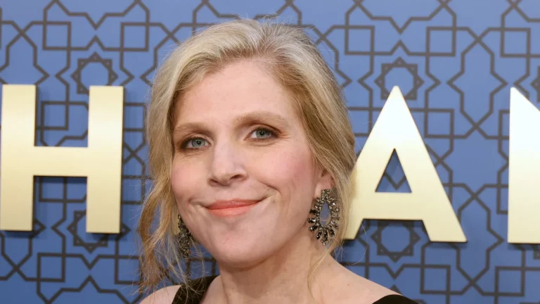 Dana Eden, productrice de la série télévisée « Téhéran », retrouvée morte à 52 ans dans un hôtel en Grèce pendant le tournage de la saison 4