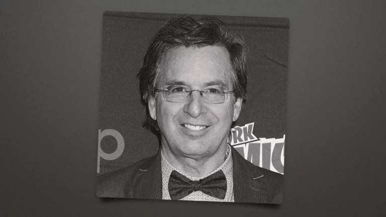 Robert Carradine, la star de « La Revanche des Nerds » qui jouait le père de « Lizzie McGuire », décède à 71 ans