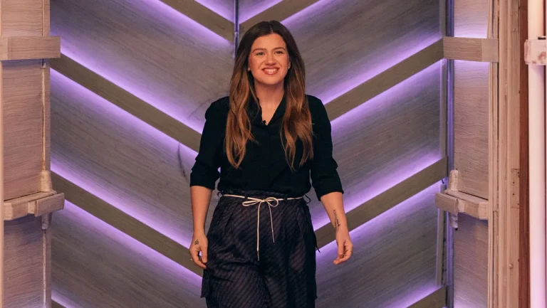 « The Kelly Clarkson Show » se terminera après sept saisons en syndication