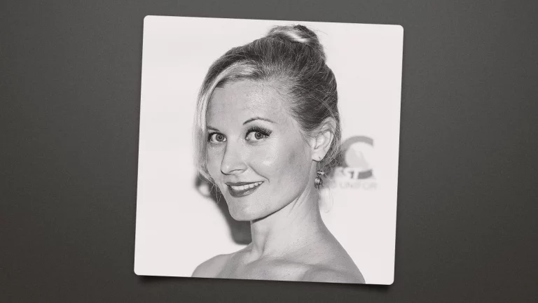 Carrie Anne Fleming, actrice de « iZombie » et « Supernatural », décède à 51 ans