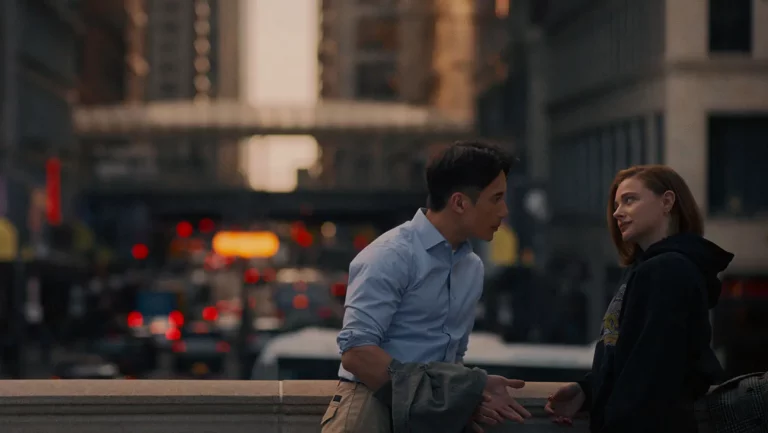 Critique de « Love Language » : Chloë Grace Moretz dans une comédie romantique qui offre beaucoup de paroles mais trop peu de sentiments