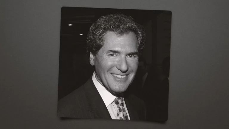 Ernie Anastos, présentateur de longue date du journal télévisé de New York, décède à 82 ans