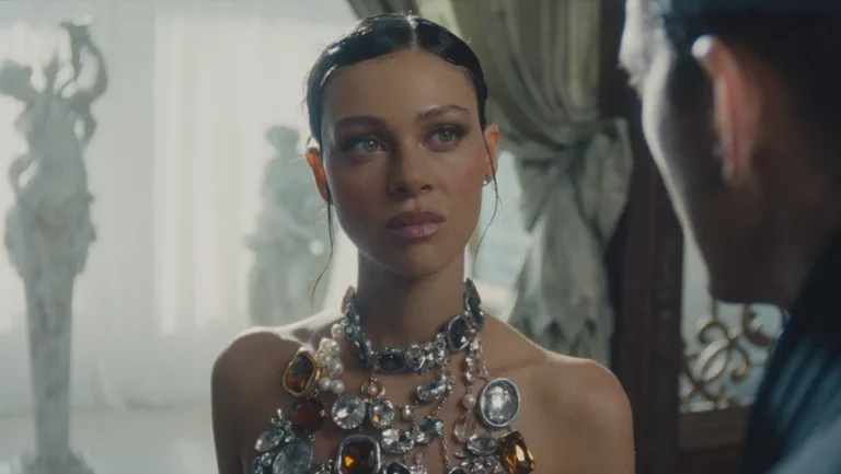 Nicola Peltz Beckham explique son camée surprise dans la finale de « The Beauty » : « Je dois rendre cela incroyable »