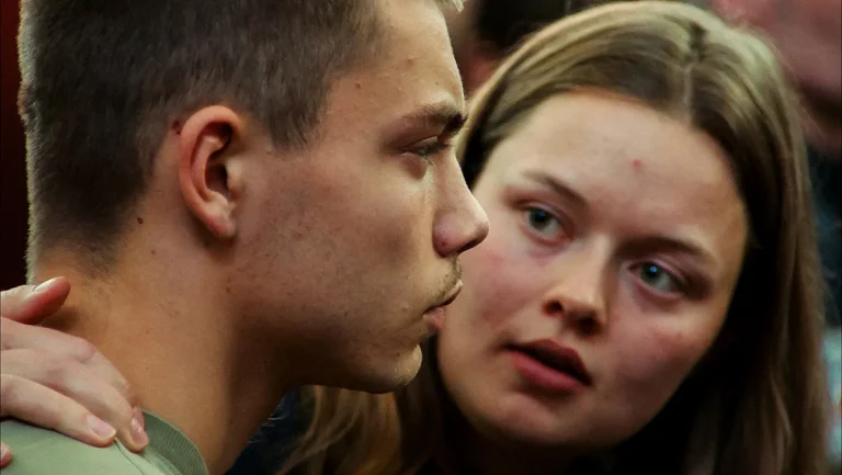 Critique de « The Blow » : un drame français captivant et fiévreusement joué explore l&rsquo;inceste avec franchise et émotion