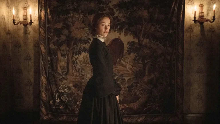 Critique de « Victorian Psycho »: Maika Monroe devient bizarre contre Jason Isaacs et Ruth Wilson dans un bain de sang au Grand Guignol dont on ne sait pas s&rsquo;il s&rsquo;agit d&rsquo;horreur ou de comédie