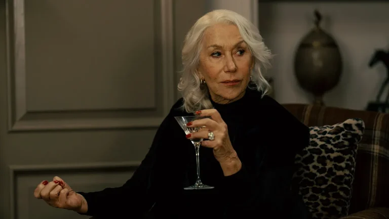 Helen Mirren montre son soutien à Tom Hardy au milieu du drame « MobLand »