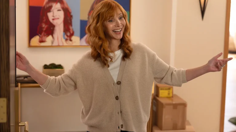 Jennifer Aniston fait une apparition surprise sur le podcast « The Comeback » pour le quiz Valerie Cherish