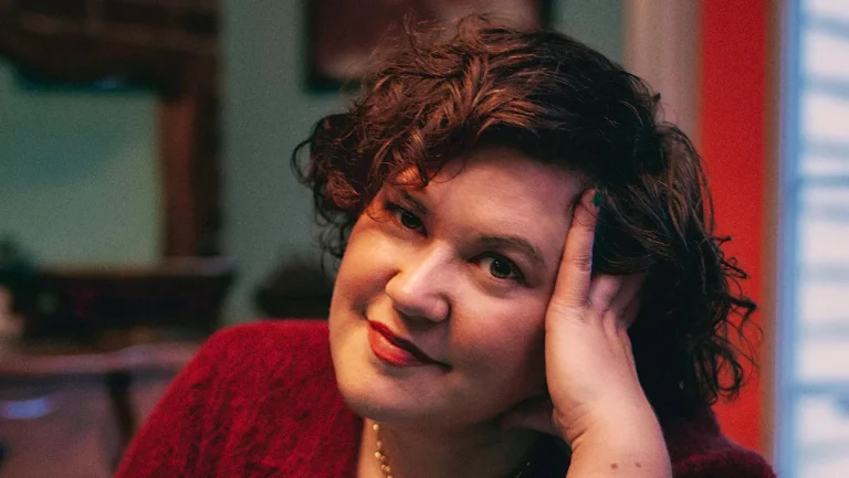 L&rsquo;auteur de « Heated Rivalry » Rachel Reid a un meilleur avantage surprise de la renommée : une glace gratuite