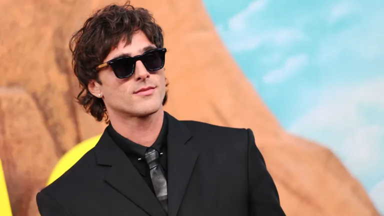 Les projets de Jacob Elordi pour le Festival de Cannes brisés à cause d&rsquo;un pied cassé