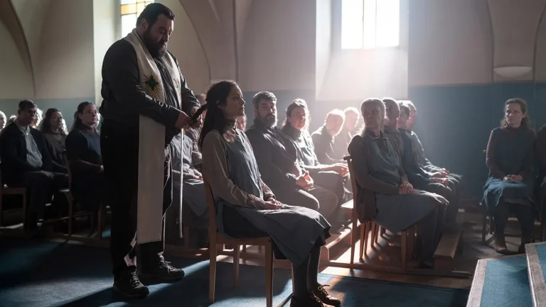 Revue « Karma » : Marion Cotillard traverse l&rsquo;enfer dans un mélodrame juteux sur le thème culte qui est pertinent malgré ses artifices