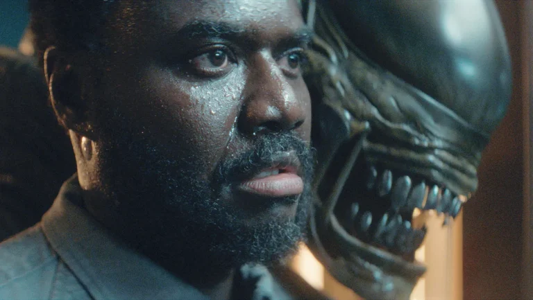 « Alien : Earth » ne cache pas son Xénomorphe – mais il a atténué une attaque sanglante