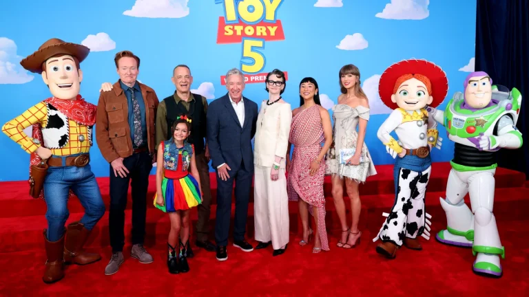 Bienvenue dans la course aux Oscars, « Toy Story 5 » et Taylor Swift