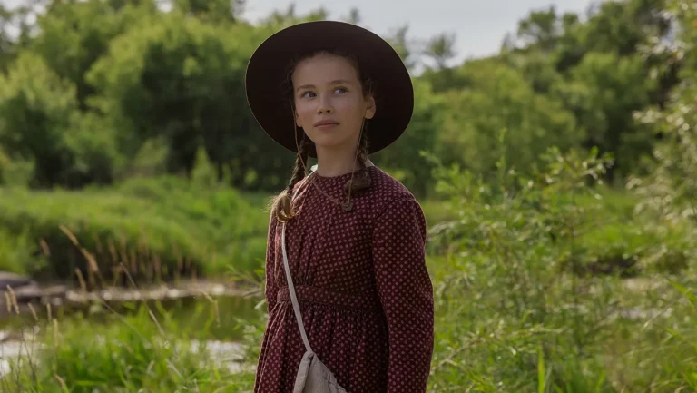 Rencontrez l&rsquo;actrice de 11 ans qui dirige la nouvelle version de Netflix de « La Petite Maison dans la Prairie »