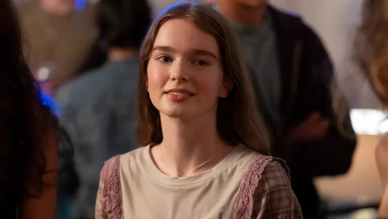 Prime Video publie un premier aperçu de la série « Carrie » de Mike Flanagan