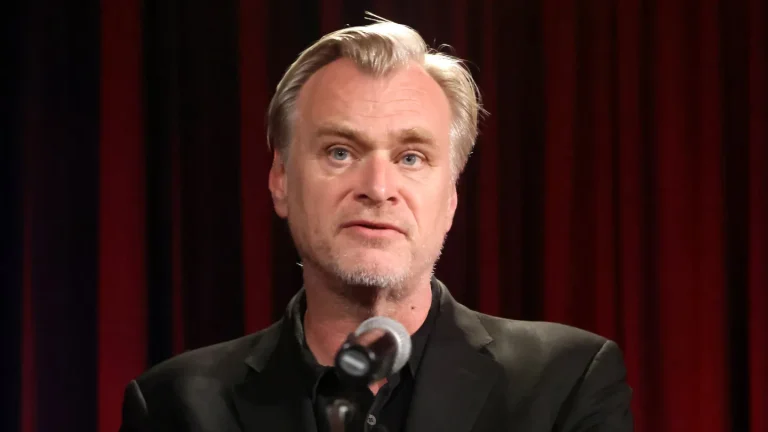 Christopher Nolan dit qu&rsquo;il serait « terrifié » à l&rsquo;idée de réaliser une comédie romantique