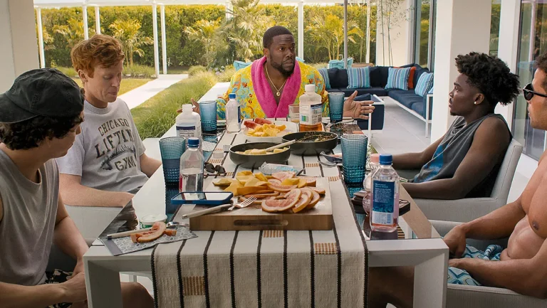 Critique de « 72 heures » : Kevin Hart se jette dans le slapstick mais la farce intergénérationnelle de Netflix gaspille ses prémisses