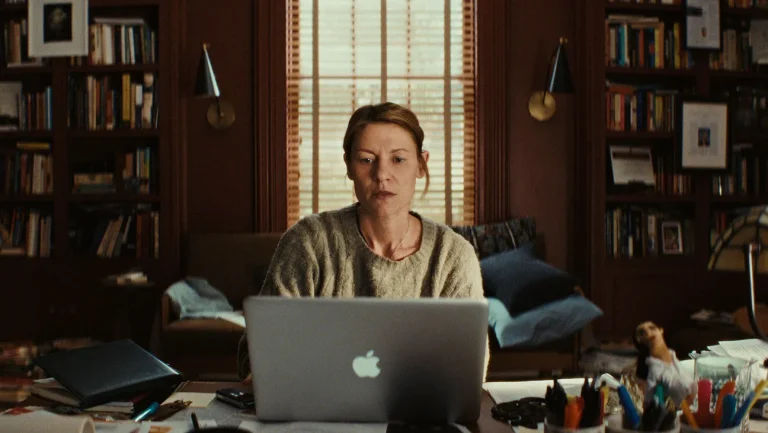 Le nom des Emmy Music de « Beast in Me » est remis en question, mais la TV Academy le soutient