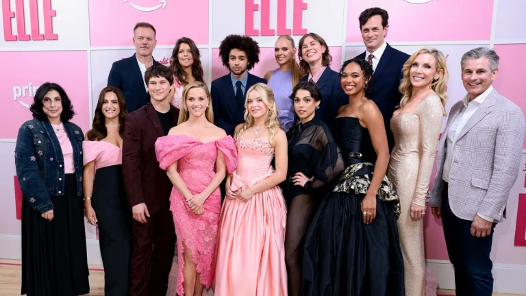 L&rsquo;équipe &lsquo;Elle&rsquo; explique pourquoi la préquelle de &lsquo;Legally Blonde&rsquo; est une série et non un film
