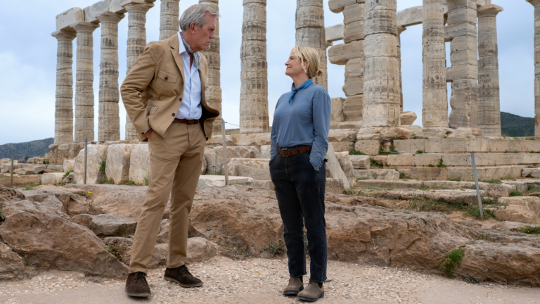 Peacock dévoile un premier aperçu de Hugh Laurie et Amy Poehler dans « Dig » de Mike Schur et JJ Philbin