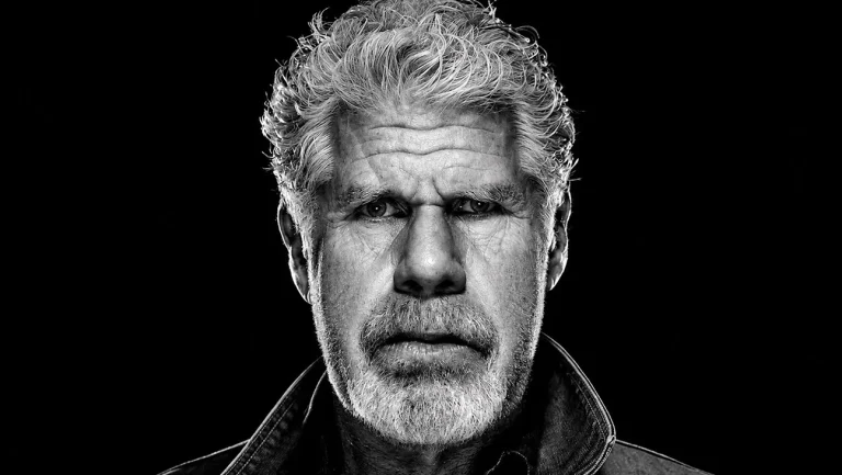 Ron Perlman rejoint Lily James dans les « Saisons » du thriller d&rsquo;horreur pour Amazon MGM Studios