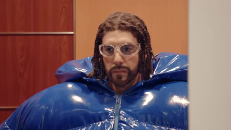 &lsquo;Ali G : Qui suis-je ?&rsquo; Bande-annonce : Le farceur de Sacha Baron Cohen revient dans un documentaire de cascades