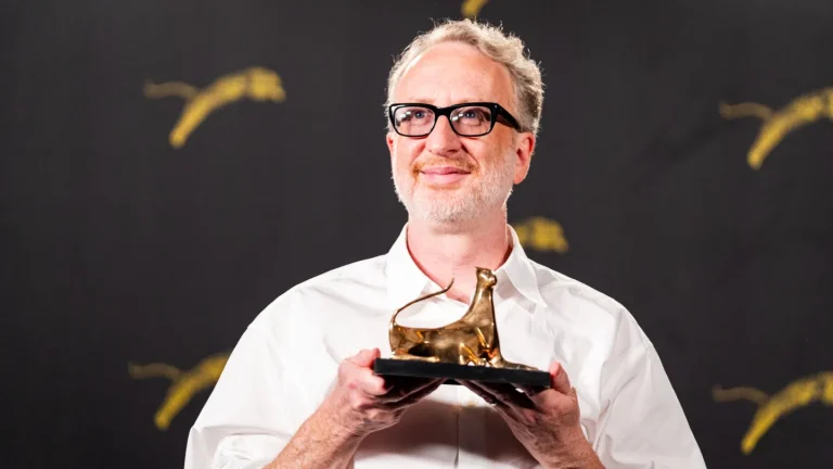 James Gray a dit à sa femme qu&rsquo;il recevrait un prix à Locarno. Elle lui a rappelé de sortir les poubelles