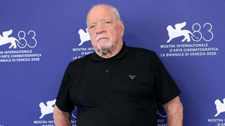 Paul Schrader dit qu&rsquo;il ne peut pas arrêter d&rsquo;écrire sur la culpabilité : « On ne dépasse pas son enfance »