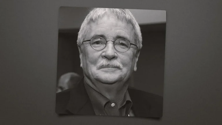 Bruce Davis, directeur général de la Longtime Film Academy, est décédé à 83 ans
