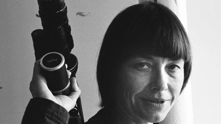Critique de « Barbara Forever » : la cinéaste expérimentale queer Barbara Hammer obtient un aperçu de sa carrière tactile, véritable et précieux