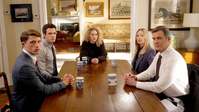 Critique de « Line of Fire » : Peter Krause et Hope Davis dirigent le drame familial idiot mais détournant des forces de l&rsquo;ordre de NBC