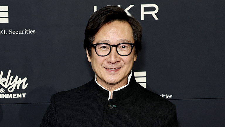 Ke Huy Quan à propos de la réception d&rsquo;un « généreux » chèque résiduel de 100 000 $ pour « Indiana Jones et le Temple maudit »