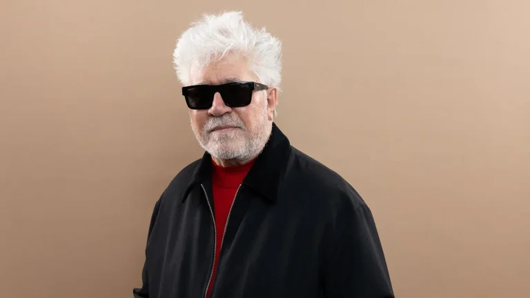 La plongée profonde d&rsquo;Almodóvar dans… Almodóvar