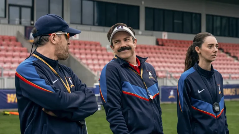 La saison de « Ted Lasso » atteint la moitié du chemin avec un chagrin partout