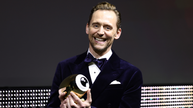 Le Festival du Film de Zurich commence avec le Golden Eye Award pour Tom Hiddleston