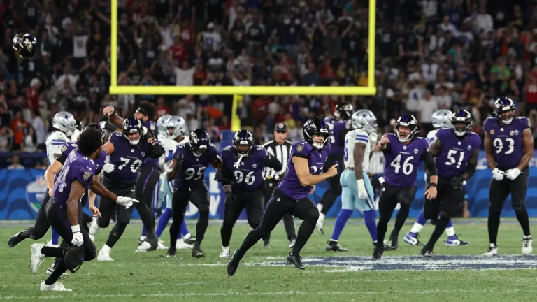 Les MTV VMA commencent à l&rsquo;heure à Los Angeles, mais le football retarde le début de l&rsquo;émission à la télévision