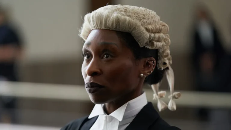 Revue « Prima Facie » : Cynthia Erivo joue le rôle d&rsquo;une avocate qui devient victime de viol dans ce raté d&rsquo;adaptation