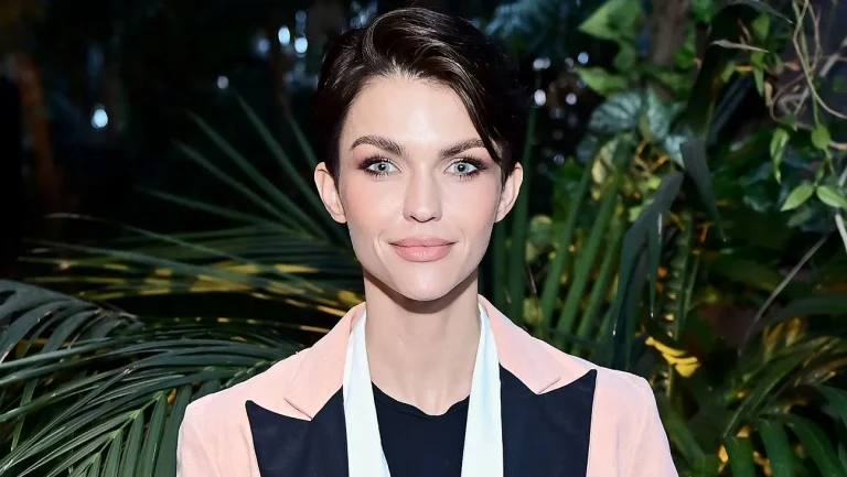 Ruby Rose accuse Noel Clarke de prédation après que l&rsquo;acteur de « Doctor Who » ait été accusé d&rsquo;accusations criminelles au Royaume-Uni