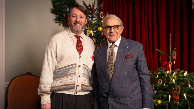 Set spécial de Noël « Ludwig » à la BBC, BritBox avec Guest Star et le célèbre acteur « Poirot » David Suchet