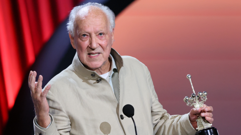Werner Herzog reçoit le Prix Donostia de Saint-Sébastien lors d&rsquo;une cérémonie d&rsquo;ouverture politiquement chargée