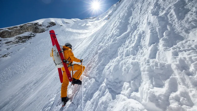 Comment « Everest : The Other Side » explore la « complexité éthique des grandes ambitions »